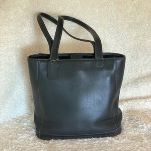 Coach • Leather • Black